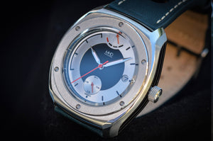 STREAMLINER, BLUE & STEEL DIAL