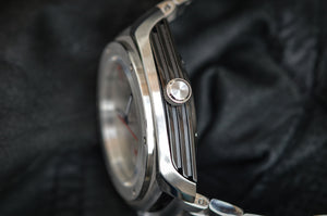 MHD watches streamliner case side and crown