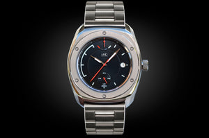 MHD Streamliner black dial watch with metal braclet strap